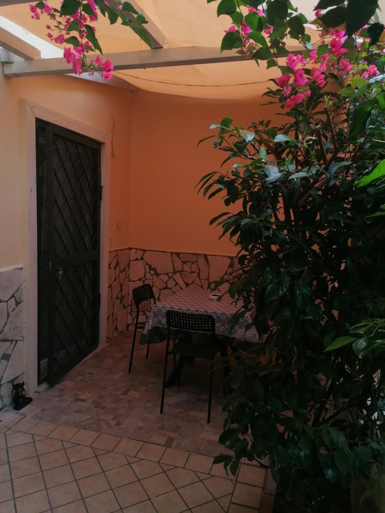 Fiumicino Aeroporto Casa Vacanze Orchidea Екстер'єр фото